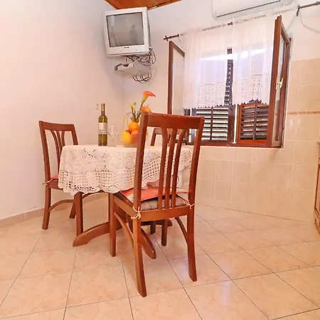 Peselj-studio With Balcony And Sea View 1 *