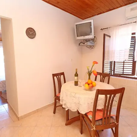 Peselj-studio With Balcony And Sea View 1 * Smokvica (Korcula)