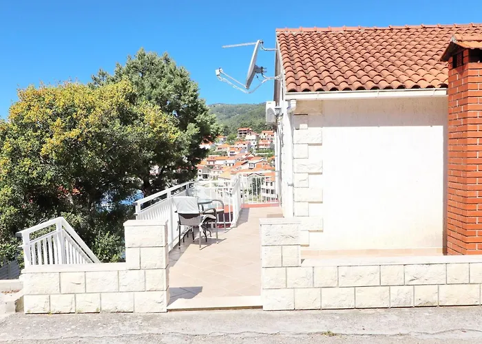 公寓 Peselj-studio With Balcony And Sea View 1